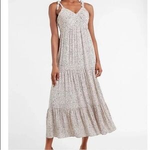 Express Medium Tiered Maxi Dress Spring Summer Pink Lined